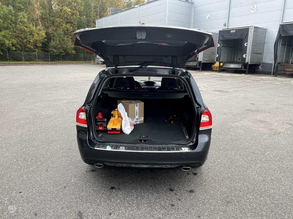 Volvo V70 2014 — engine 1969 cm³, 181 HP (133kW)