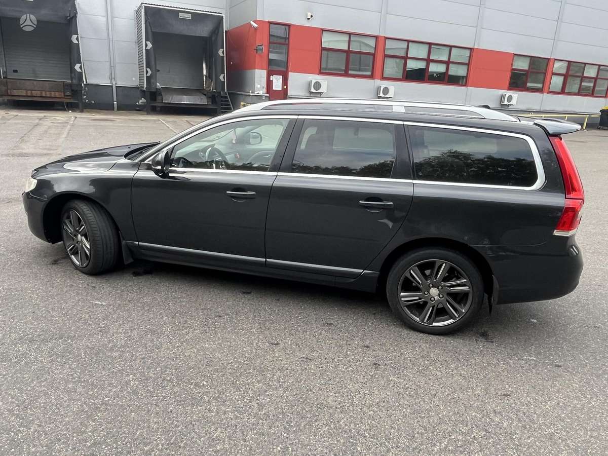 Volvo V70 2014 — photo 7