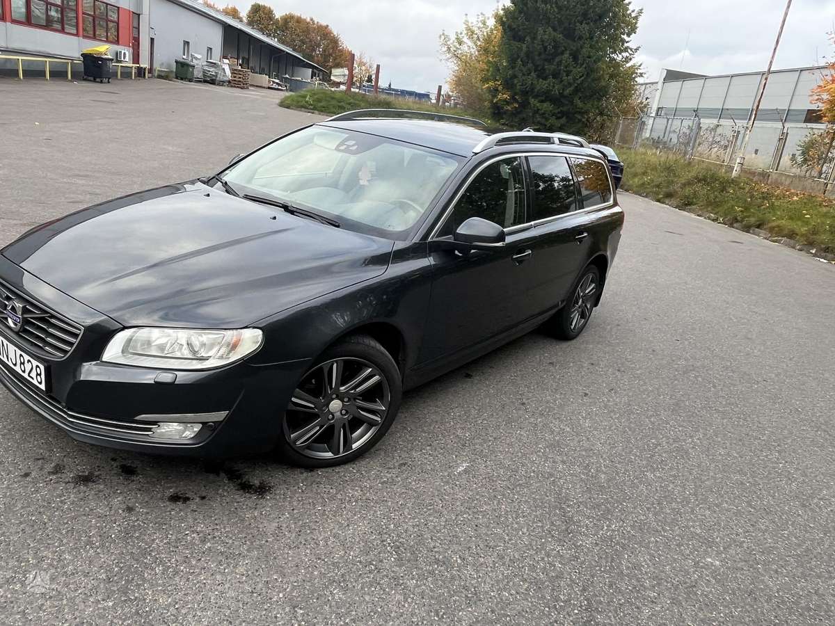 Volvo V70 2014 — photo 8
