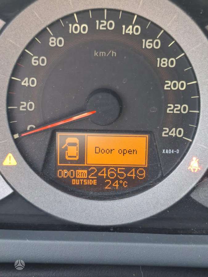 Toyota RAV4 2011 — двигун 2231 cm³, 150 HP (110kW)