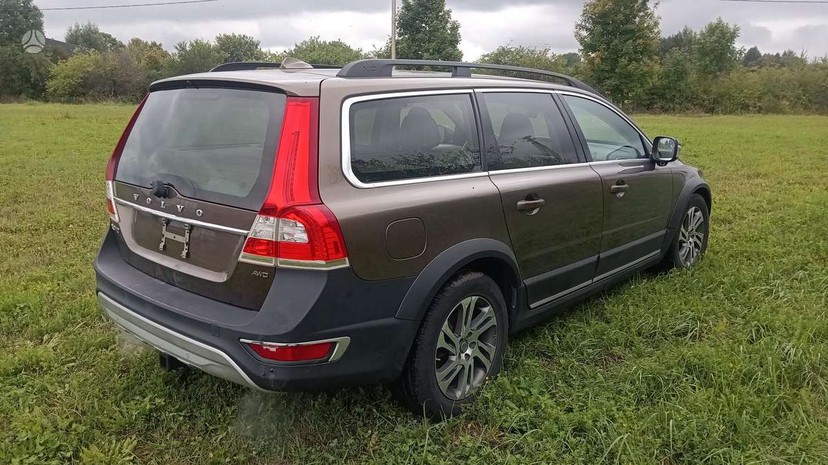 Volvo XC70 2015 — photo 10