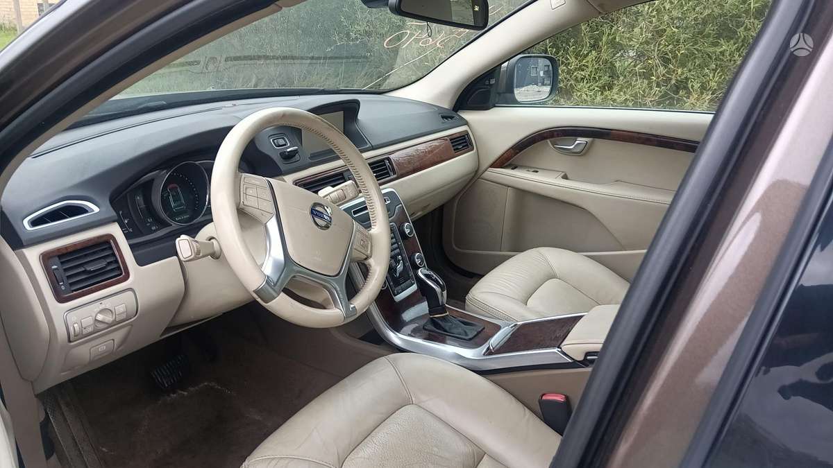 Volvo XC70 2015 — photo 12