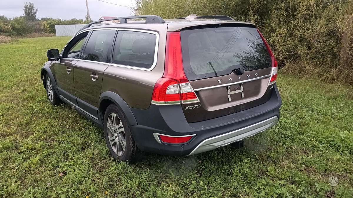 Volvo XC70 2015 — photo 8