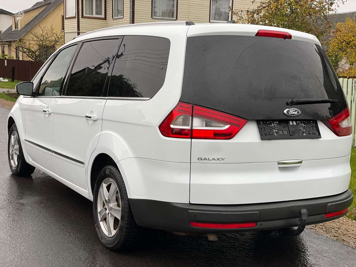 Ford Galaxy 2014 — салон