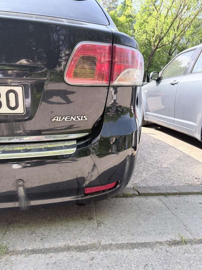 Toyota Avensis 2009 — photo 6