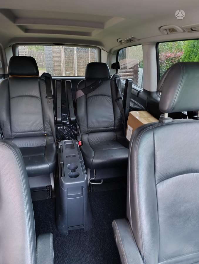 Mercedes-Benz Viano 2007 — photo 13