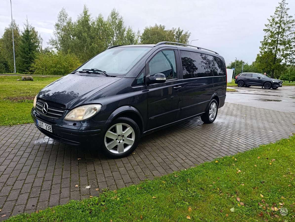 Mercedes-Benz Viano 2007 — interior