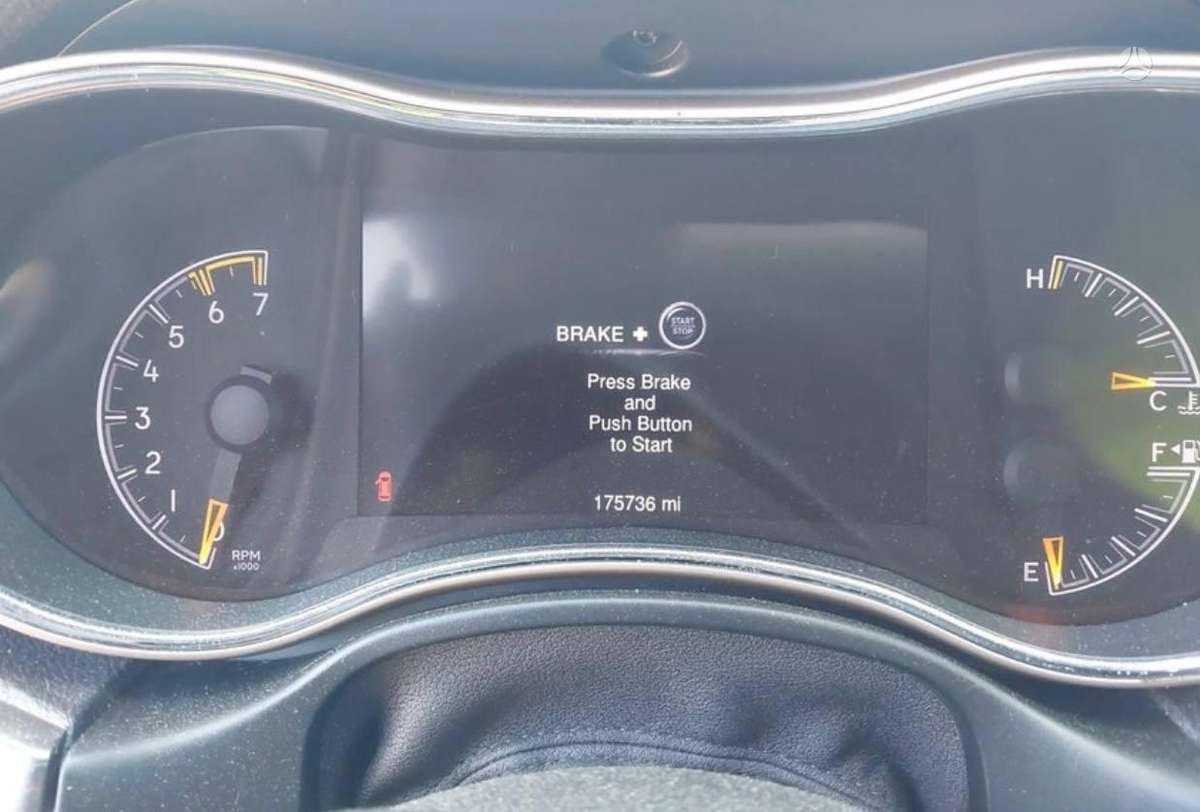 Jeep Grand 2014 — photo 13