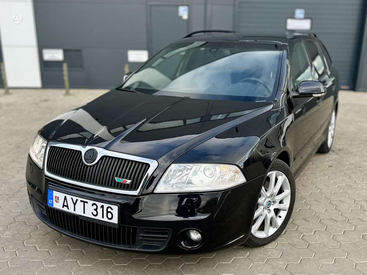 Skoda Octavia 2007 — interior