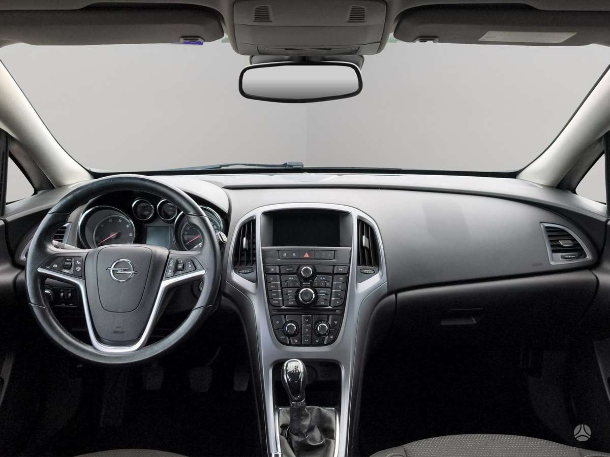 Opel Astra 2015 — photo 12