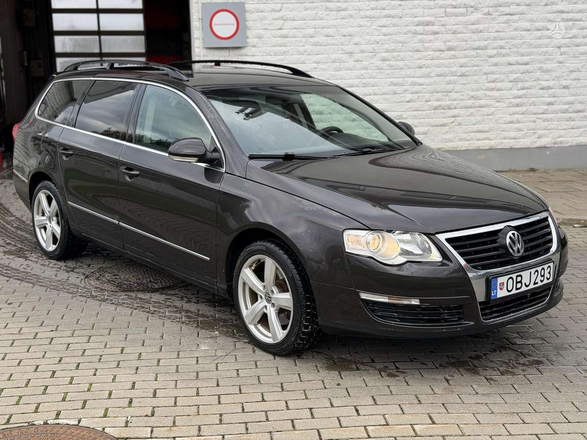 Volkswagen Passat 2007 — салон