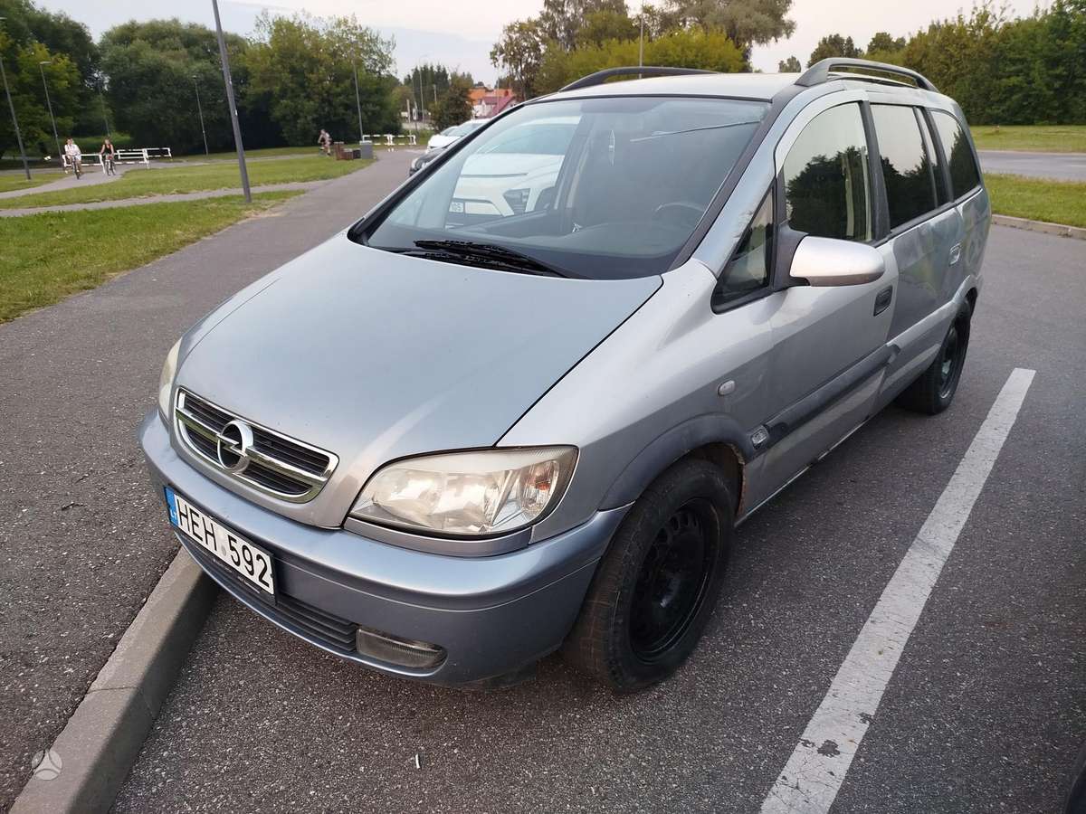 Opel Zafira, 2005