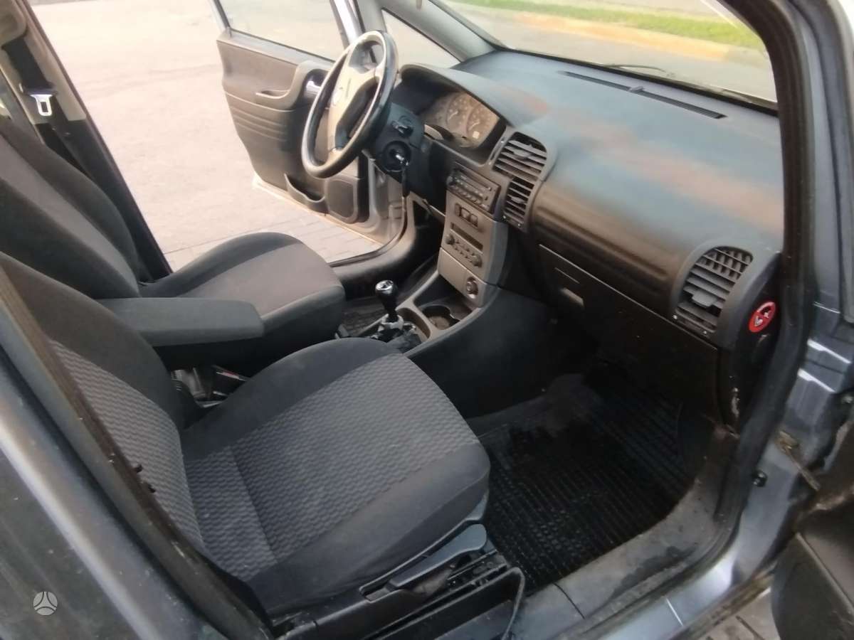 Opel Zafira 2005 — photo 10