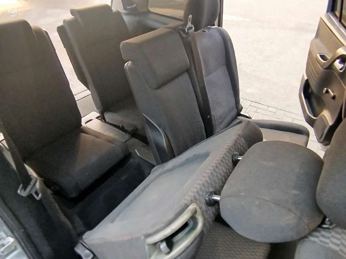 Opel Zafira 2005 — photo 12
