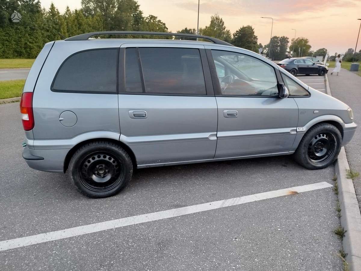 Opel Zafira 2005 — engine 1600 cm³, 101 HP (74kW)