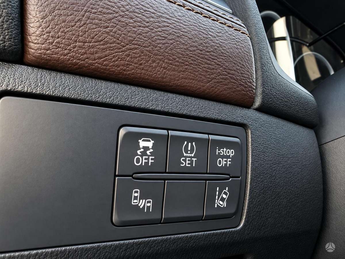 Mazda 6 2015 — фото 17