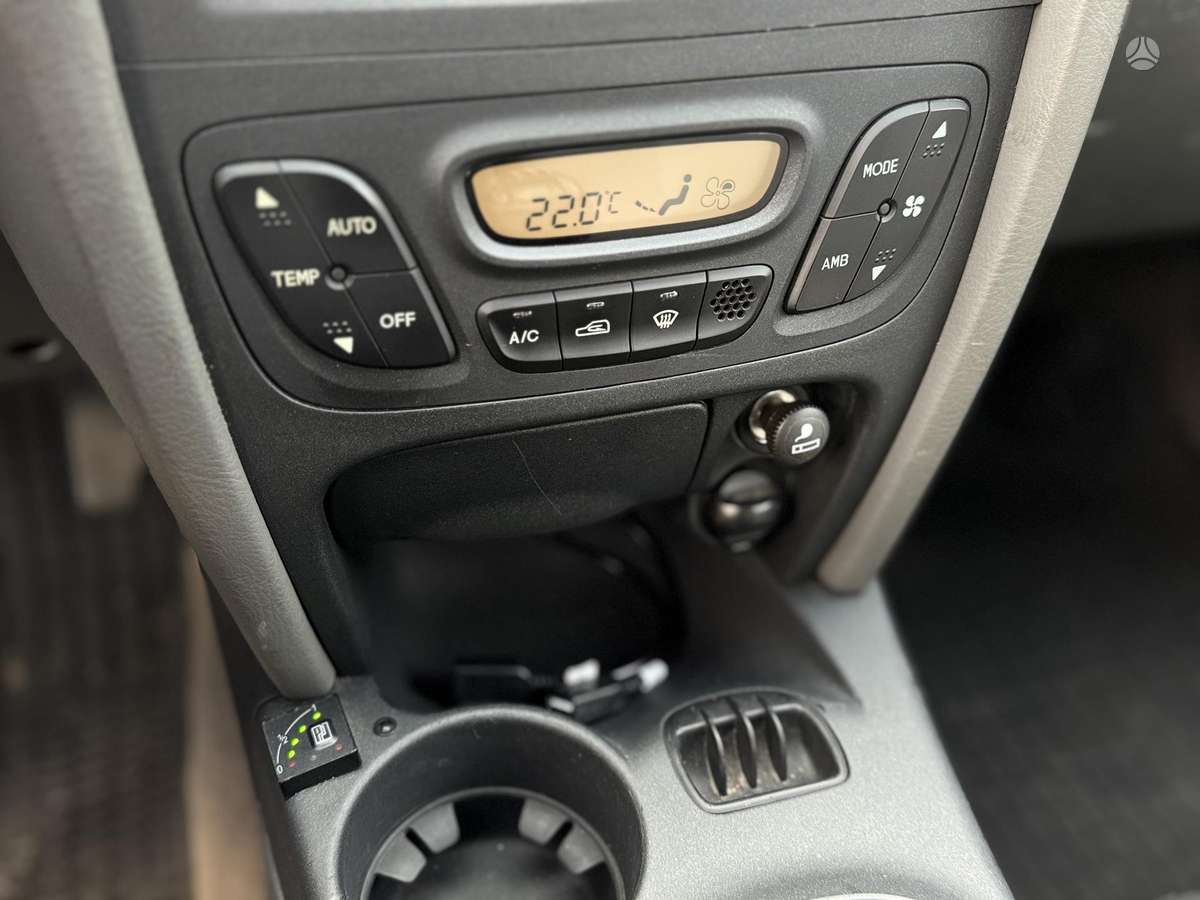 Hyundai Santa 2006 — photo 12