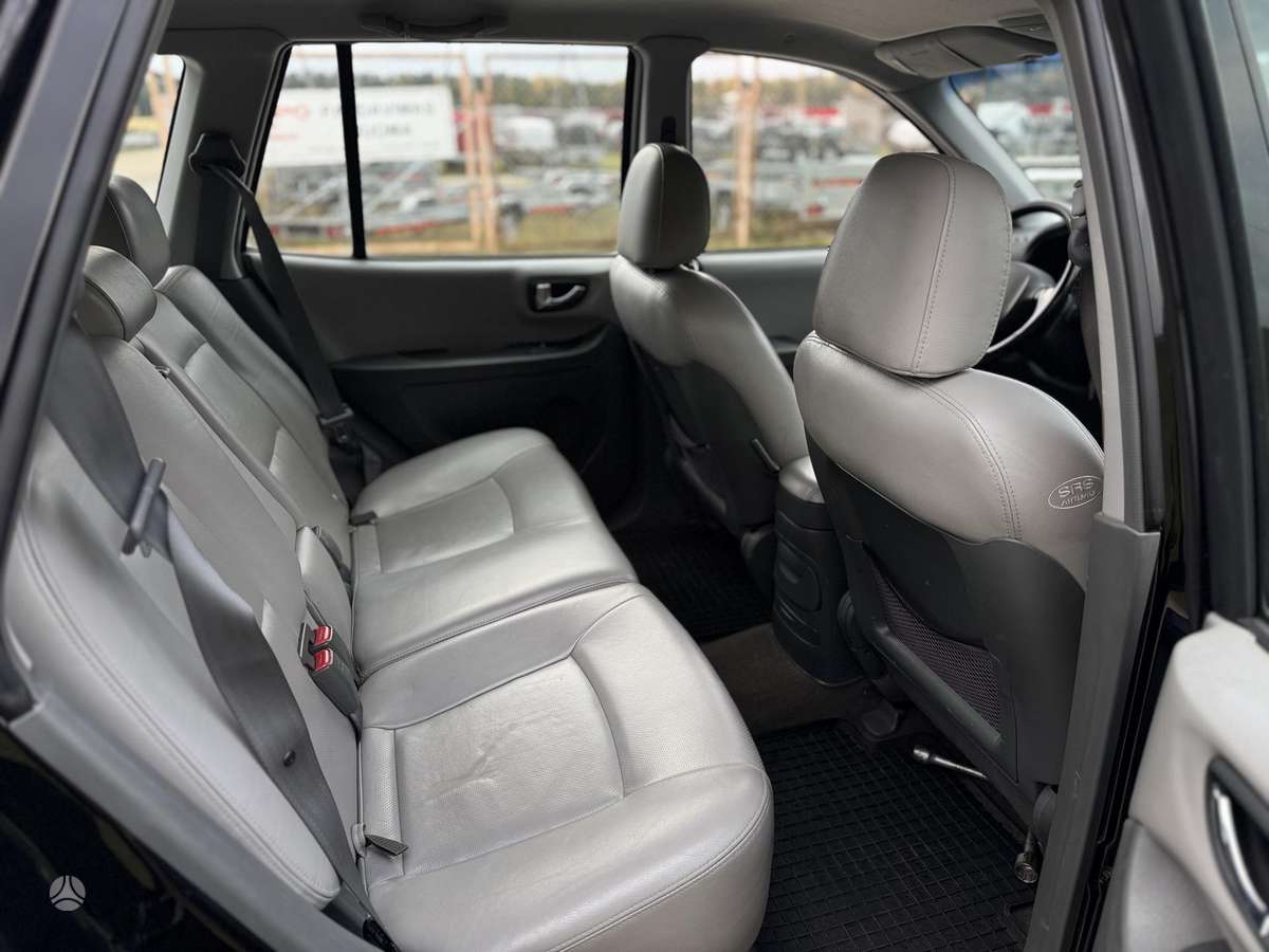 Hyundai Santa 2006 — photo 18