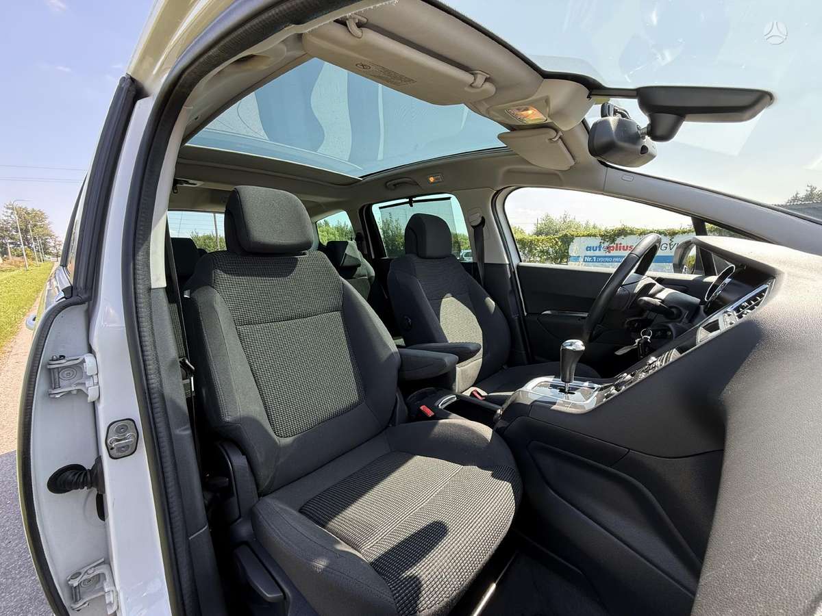 Peugeot 5008 2013 — photo 13