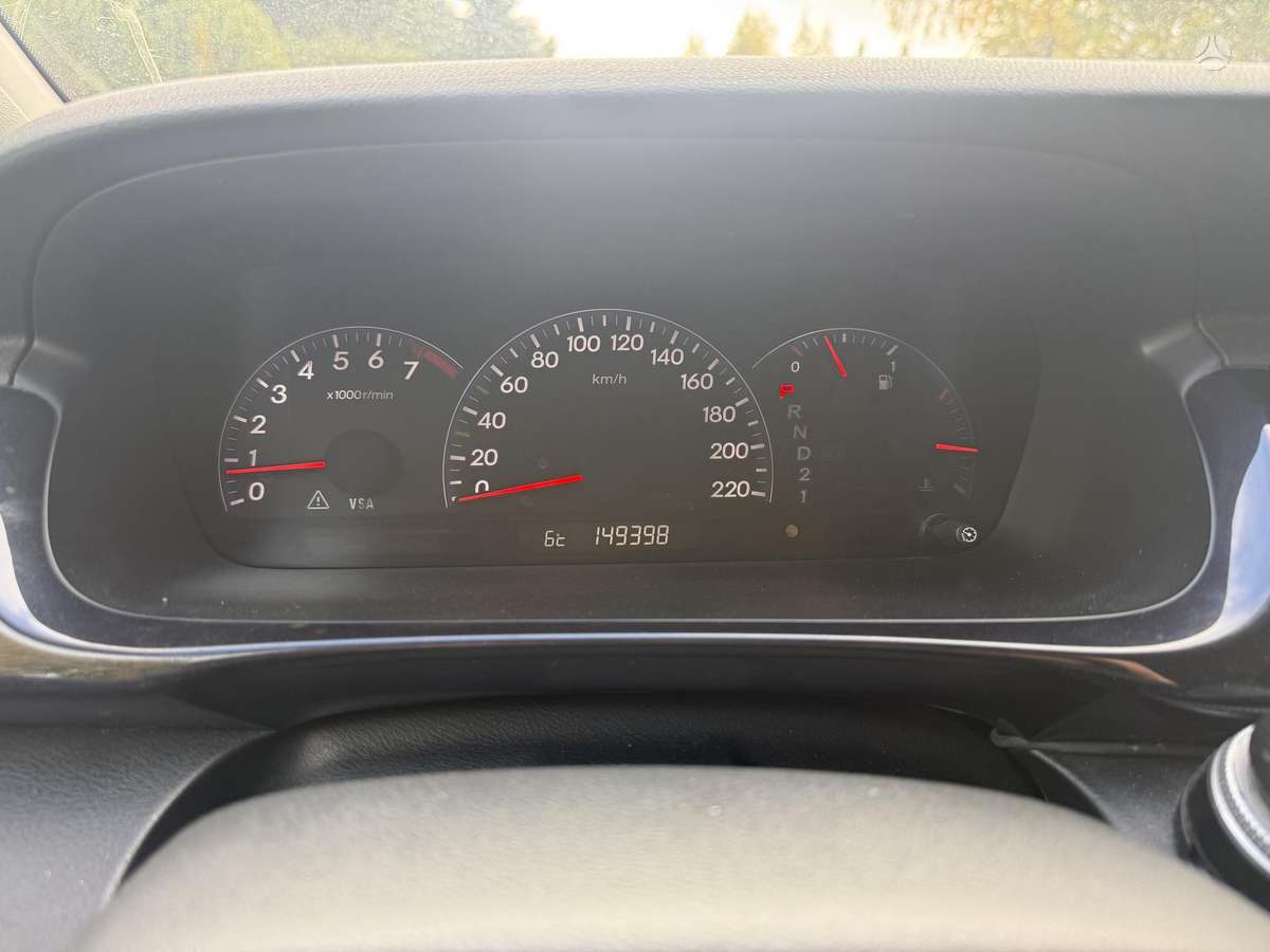 Honda FR-V 2007 — photo 16