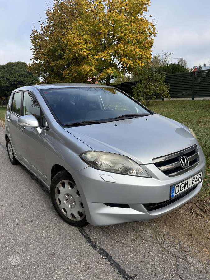 Honda FR-V 2007 — rear view