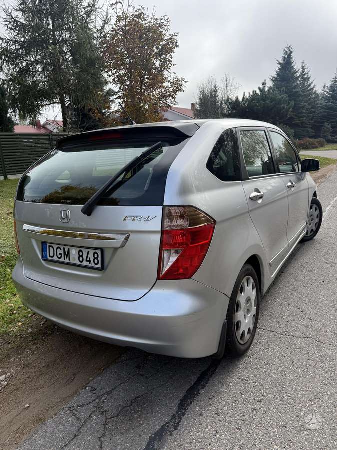 Honda FR-V 2007 — photo 6