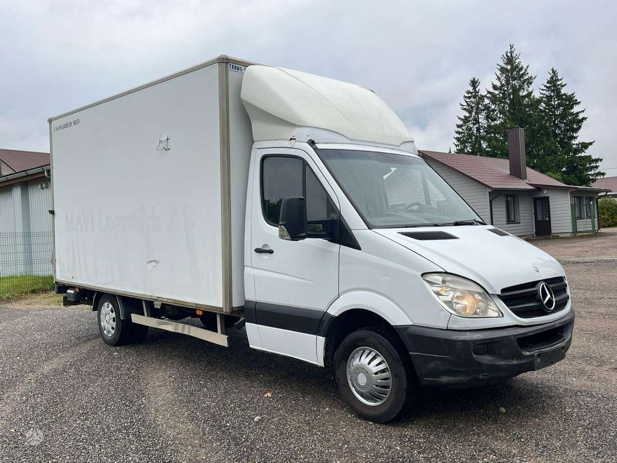 Mercedes-Benz Sprinter 2011 — photo 10