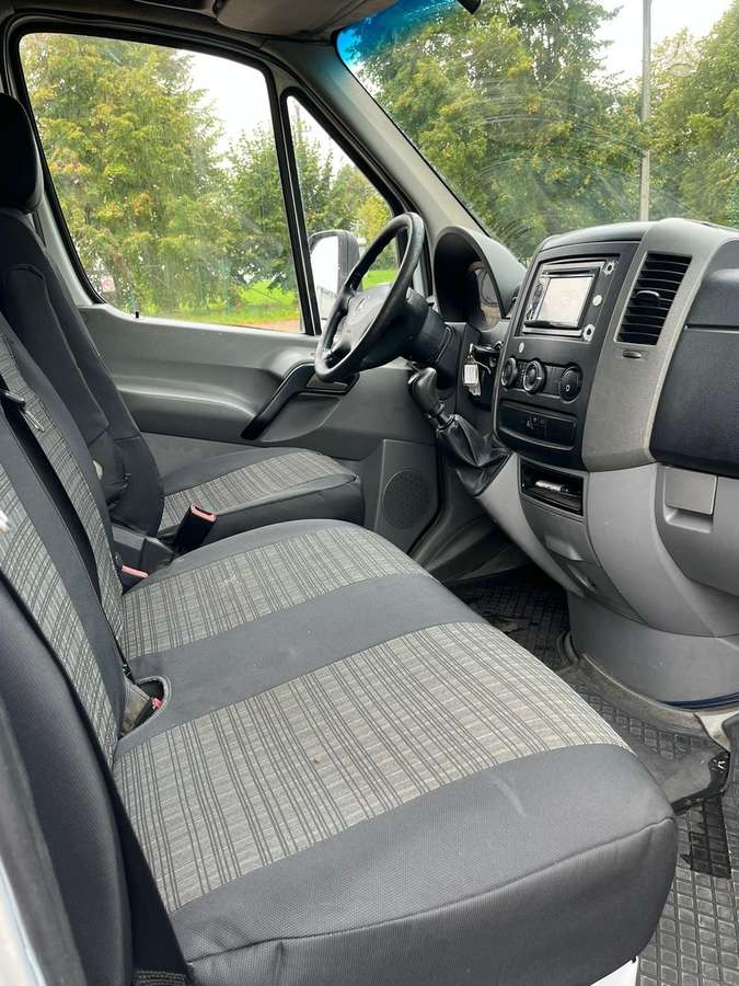 Mercedes-Benz Sprinter 2011 — photo 12