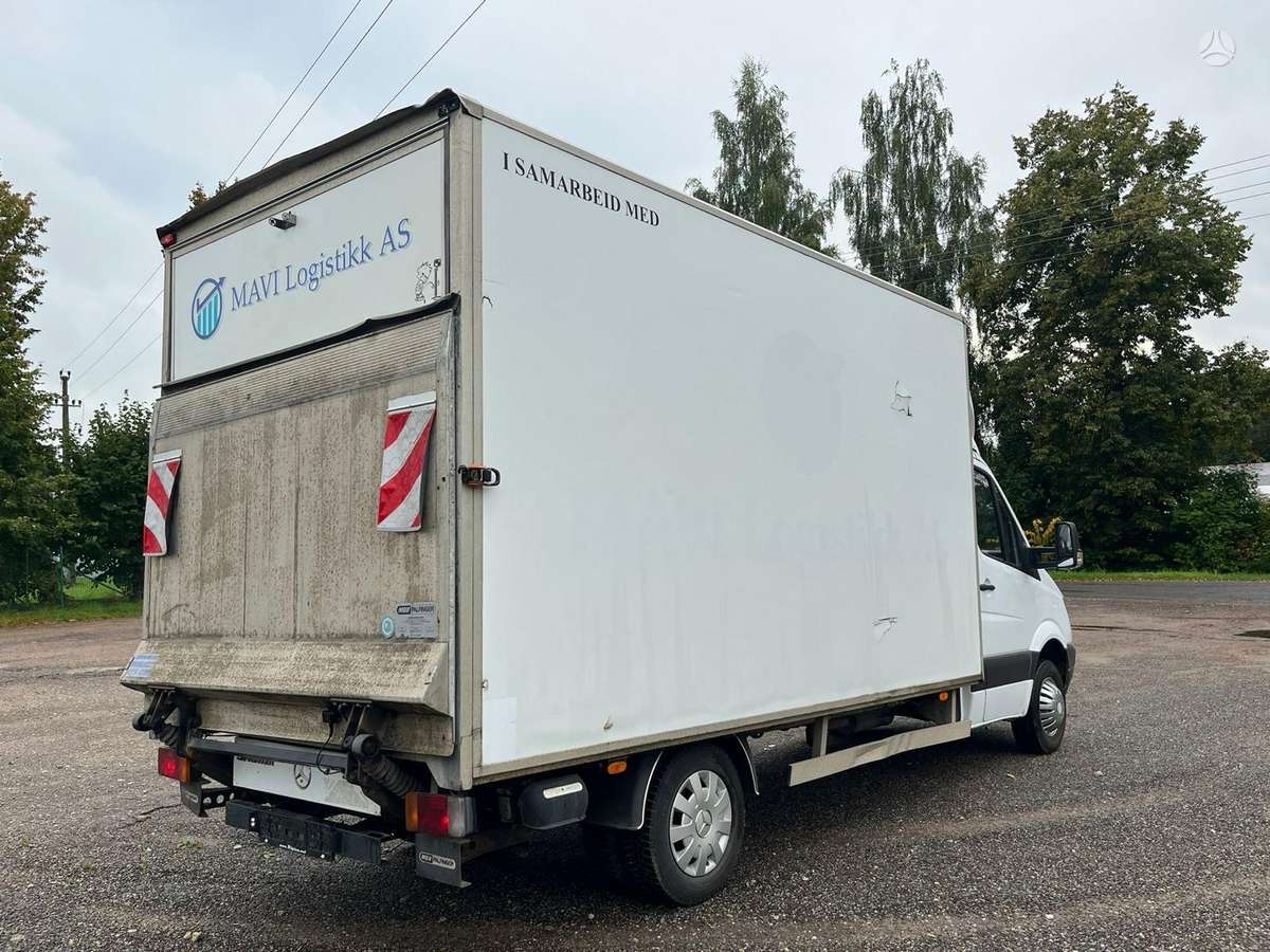 Mercedes-Benz Sprinter 2011 — photo 8