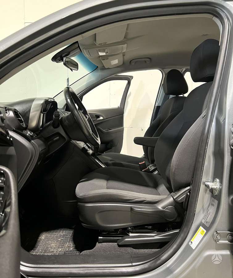 Chevrolet Orlando 2012 — photo 19