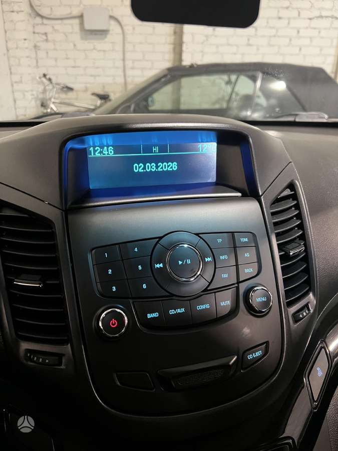 Chevrolet Orlando 2012 — photo 26