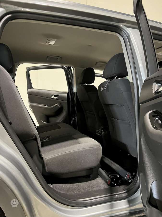 Chevrolet Orlando 2012 — photo 8