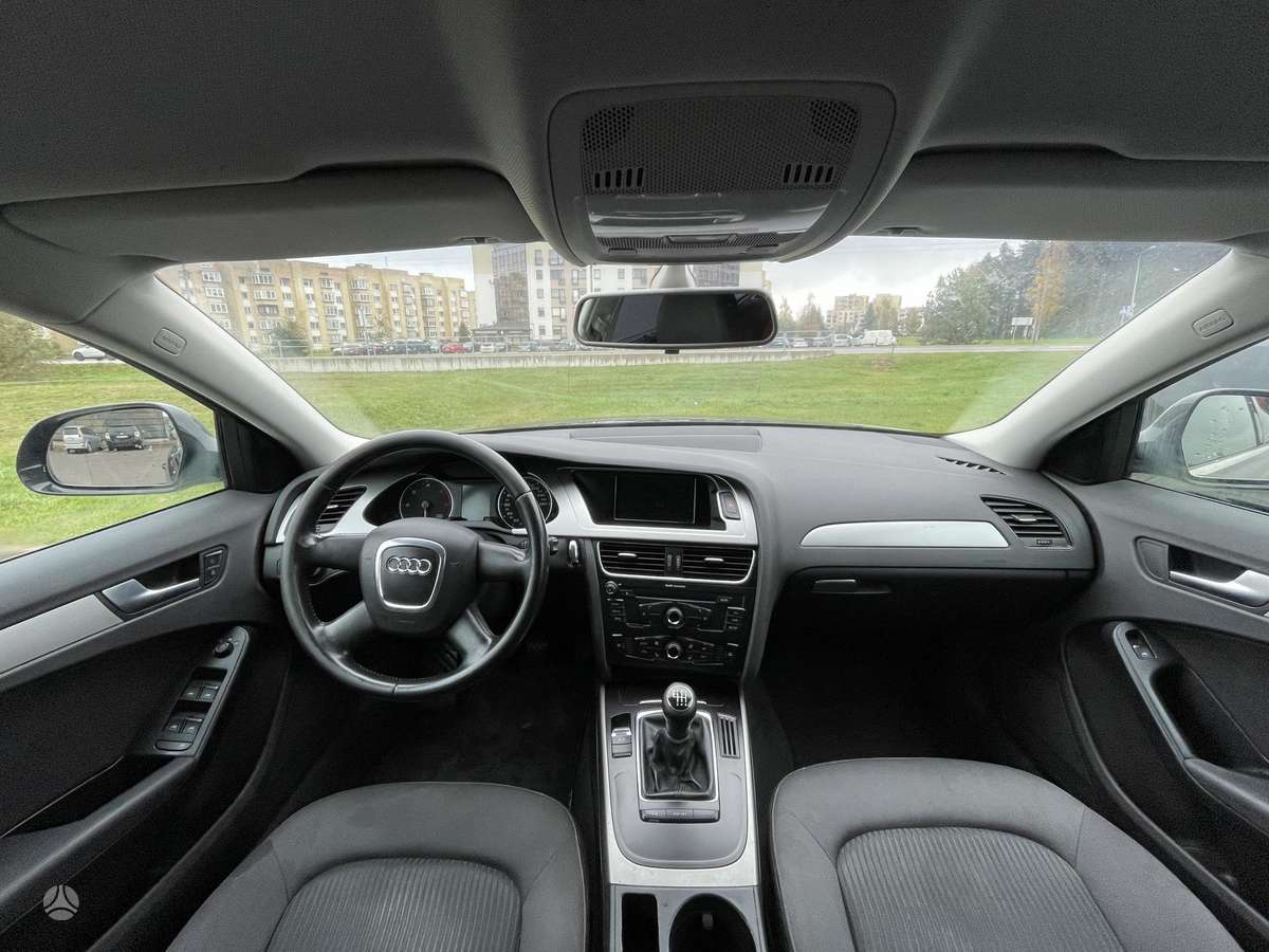 Audi A4 2008 — photo 8
