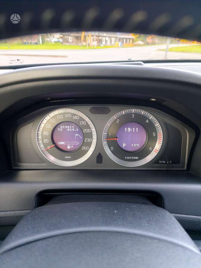 Volvo XC60 2009 — photo 12