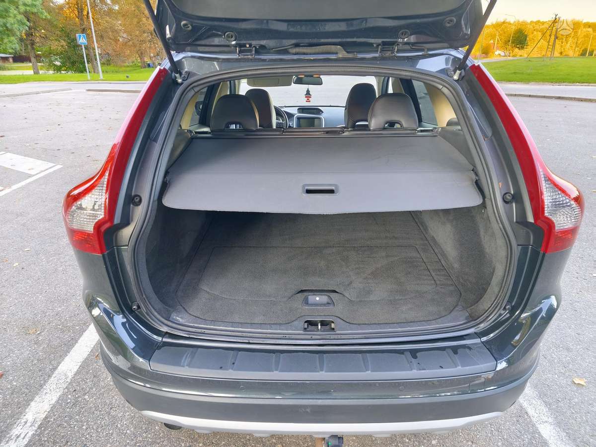 Volvo XC60 2009 — photo 5
