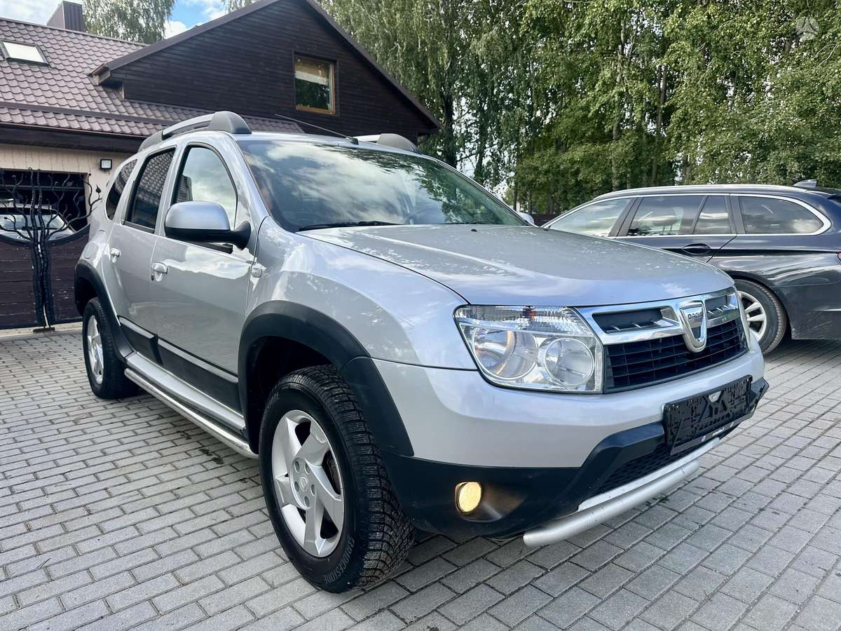 Dacia Duster 2012 — interior