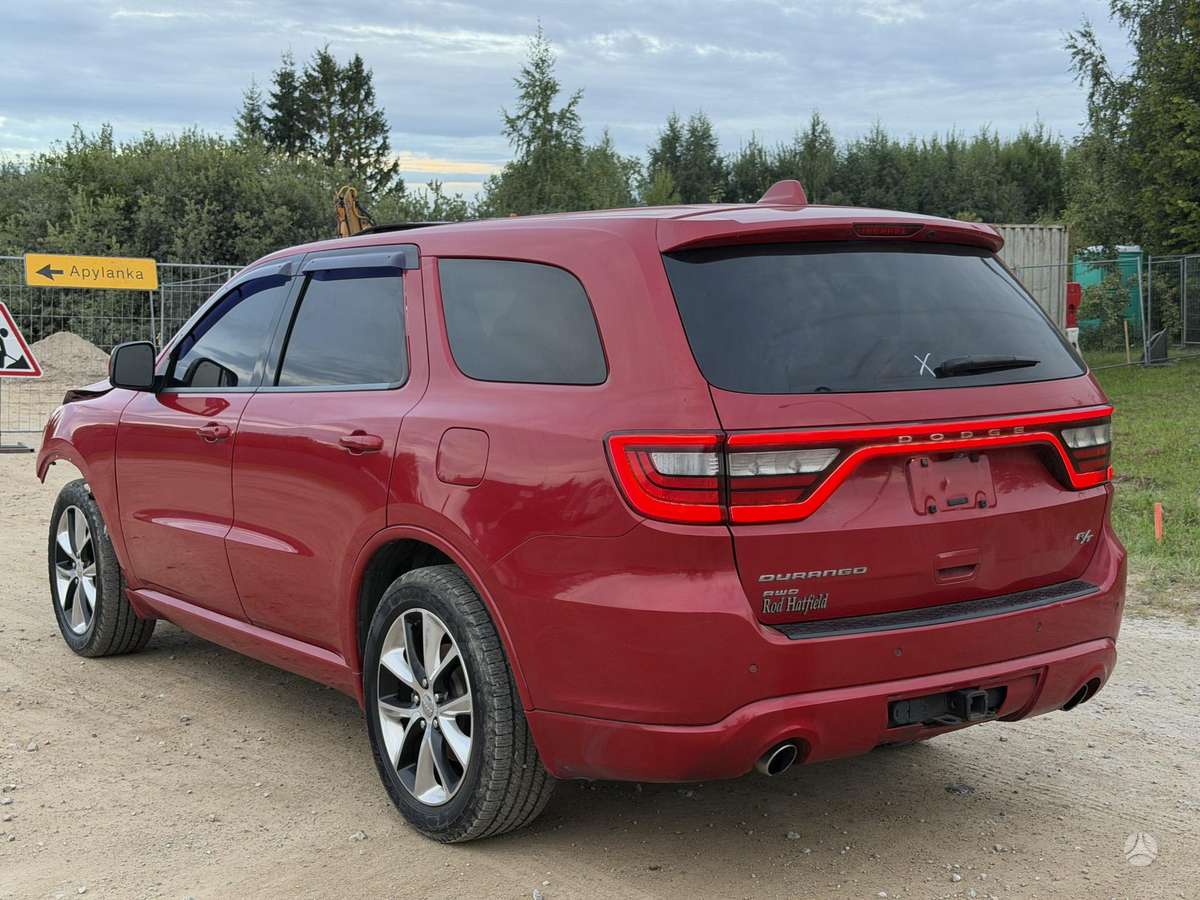 Dodge Durango 2015 — rear view