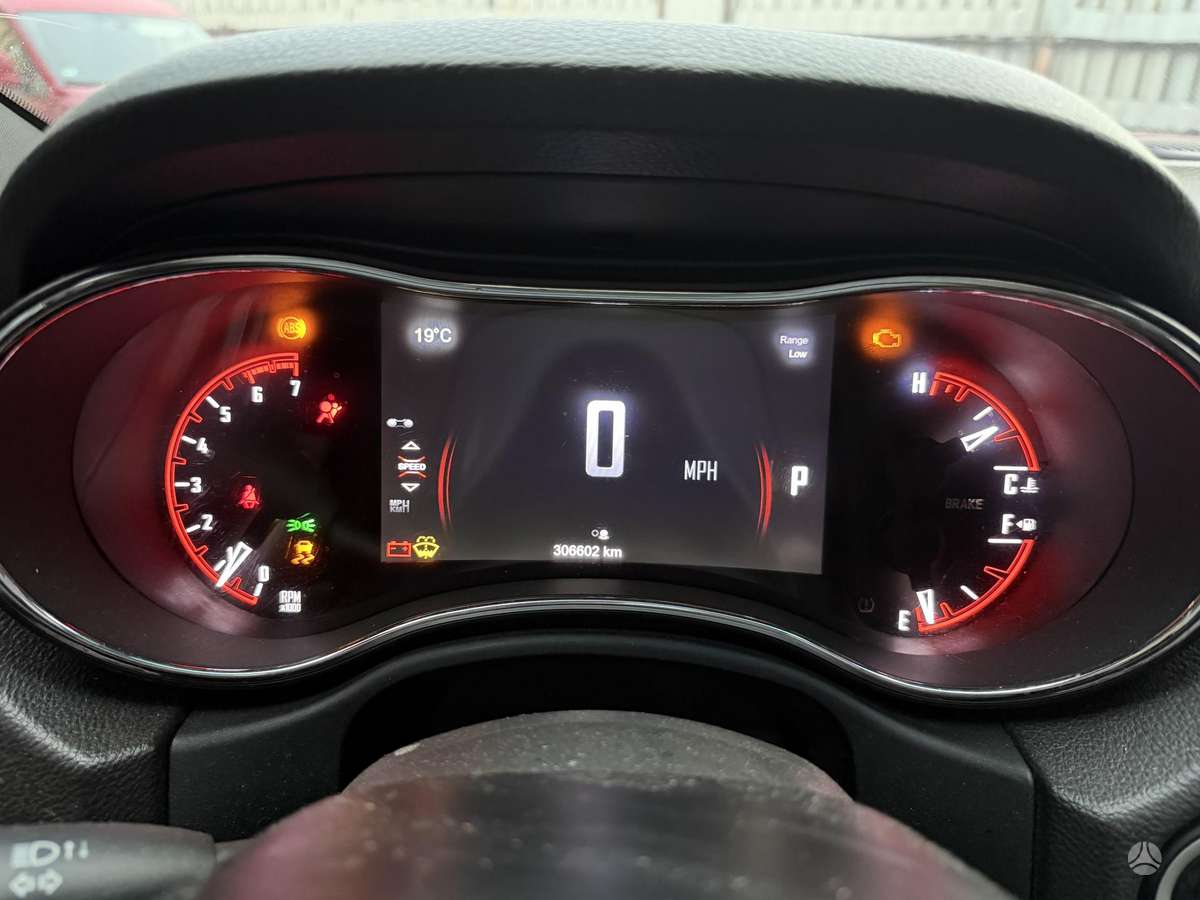Dodge Durango 2015 — photo 28