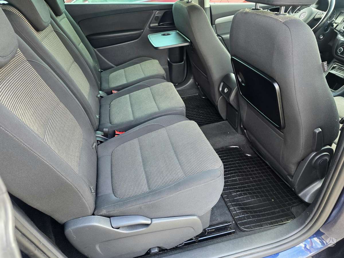 Volkswagen Sharan 2011 — photo 10