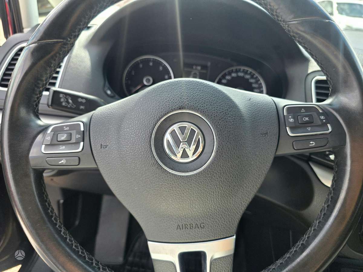 Volkswagen Sharan 2011 — photo 13