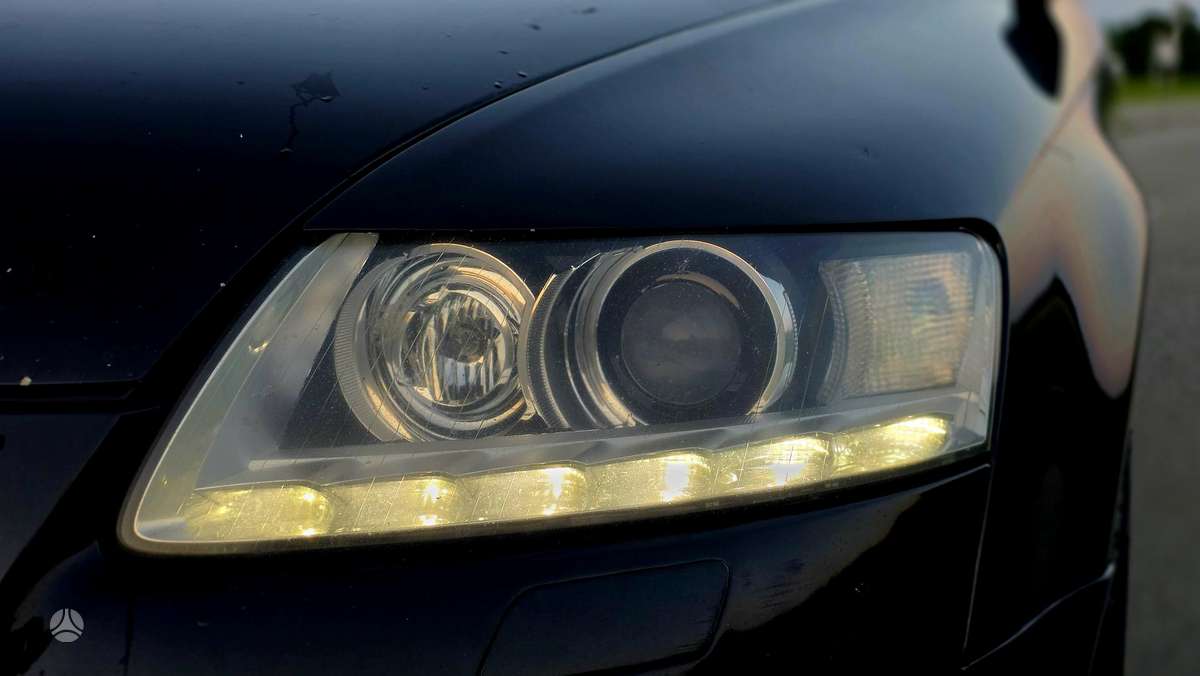 Audi A6 2011 — photo 14
