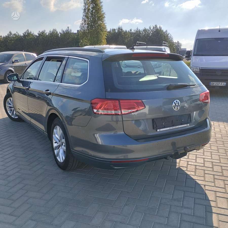 Volkswagen Passat 2015 — двигун 1598 cm³