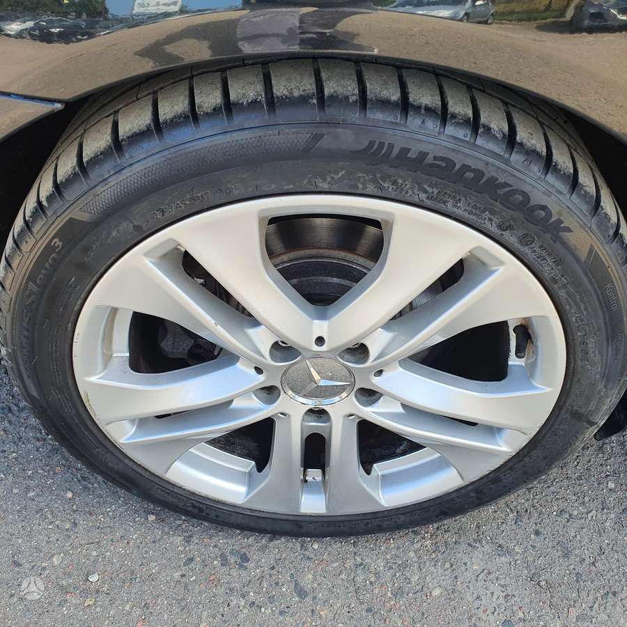 Mercedes-Benz C220 2013 — photo 18