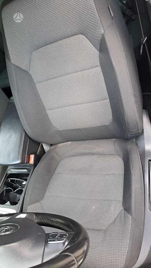 Volkswagen Passat 2012 — photo 8
