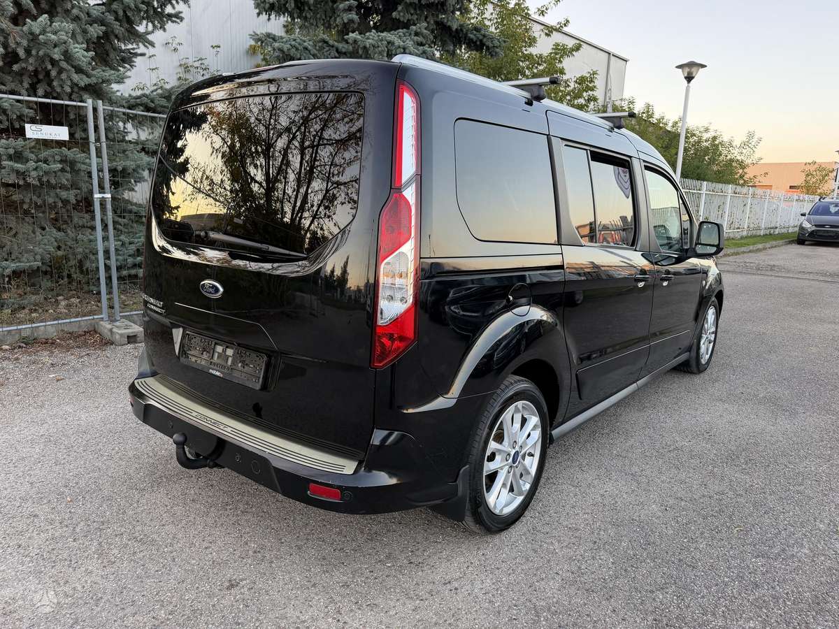 Ford Tourneo 2015 — engine 1560 cm³, 116 HP (85kW)