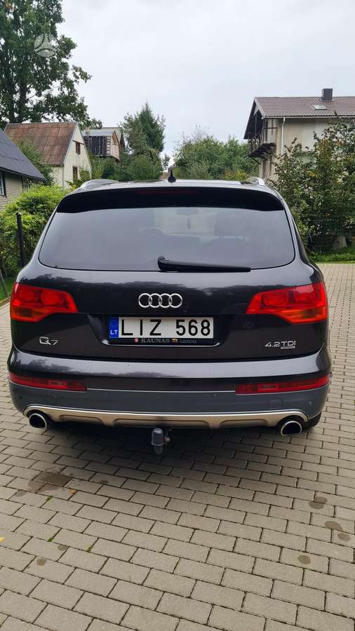 Audi Q7 2007 — вигляд ззаду