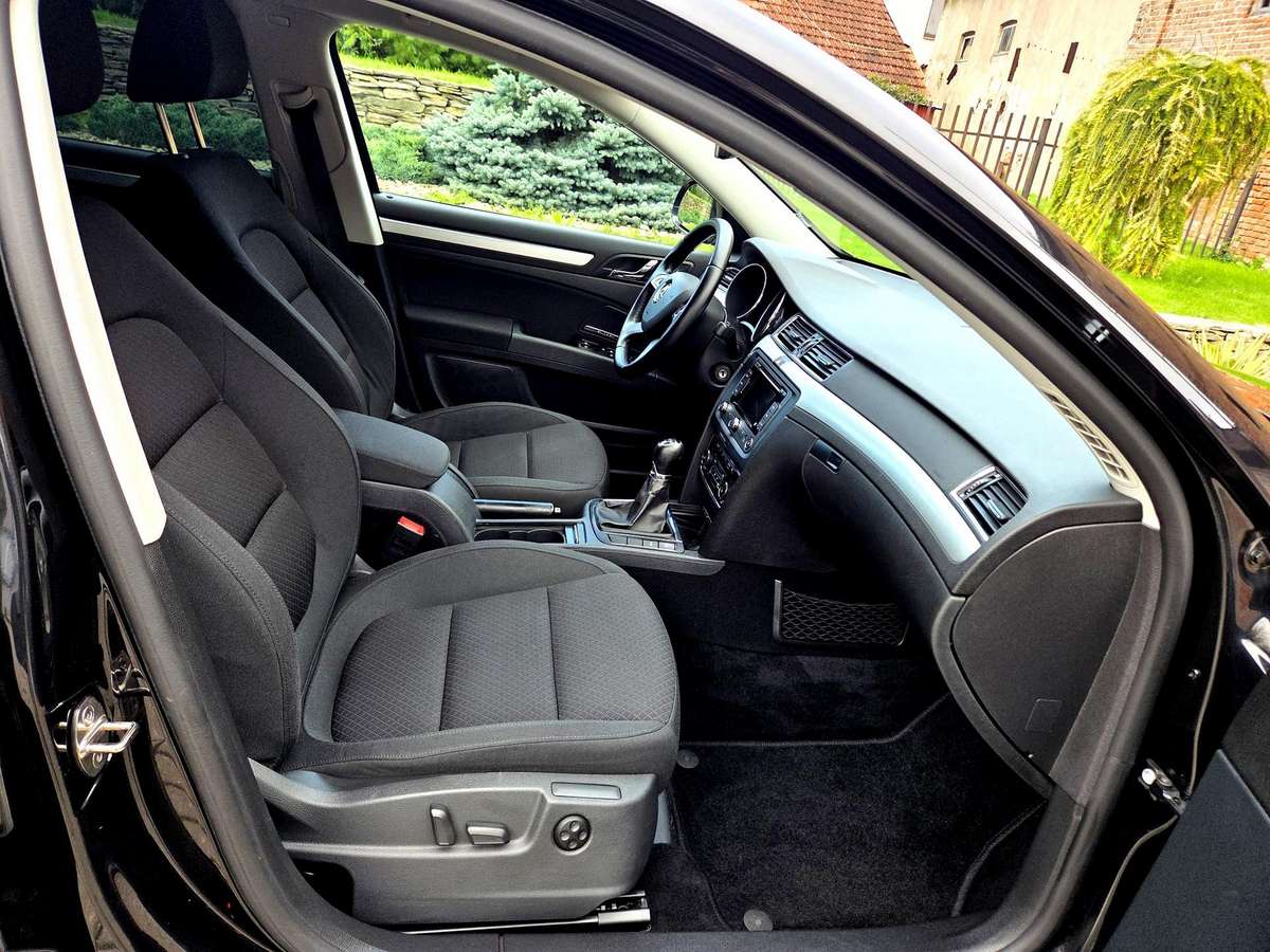 Skoda Superb 2014 — photo 22