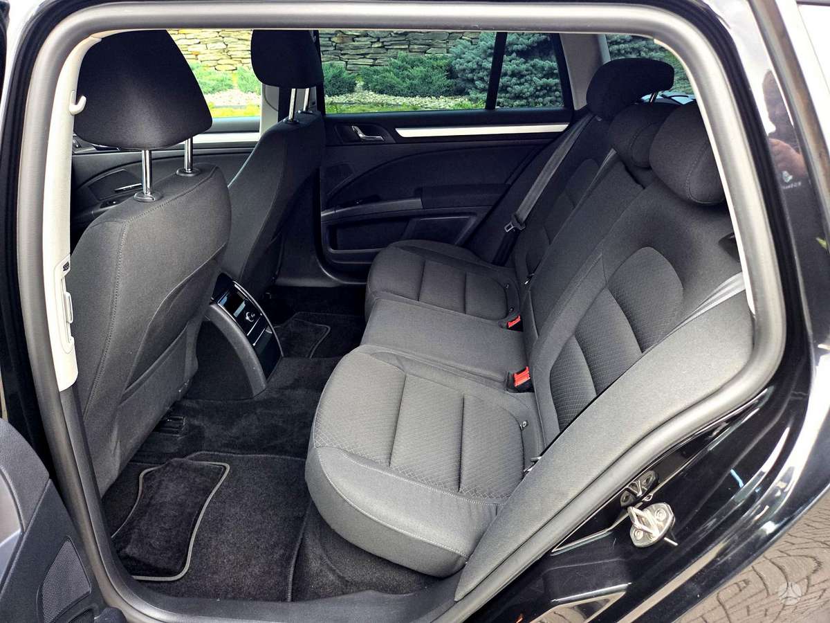 Skoda Superb 2014 — photo 25