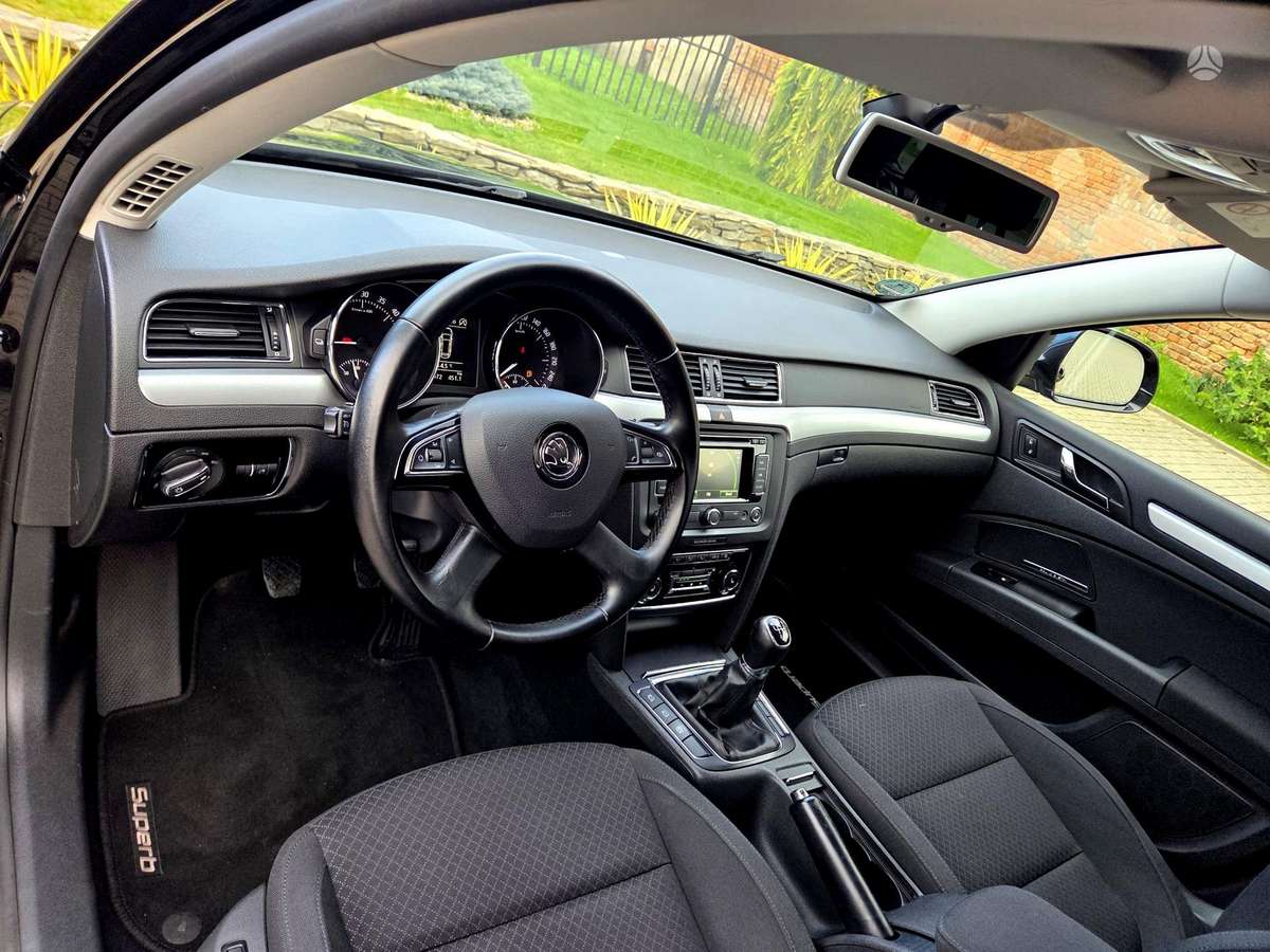 Skoda Superb 2014 — photo 26