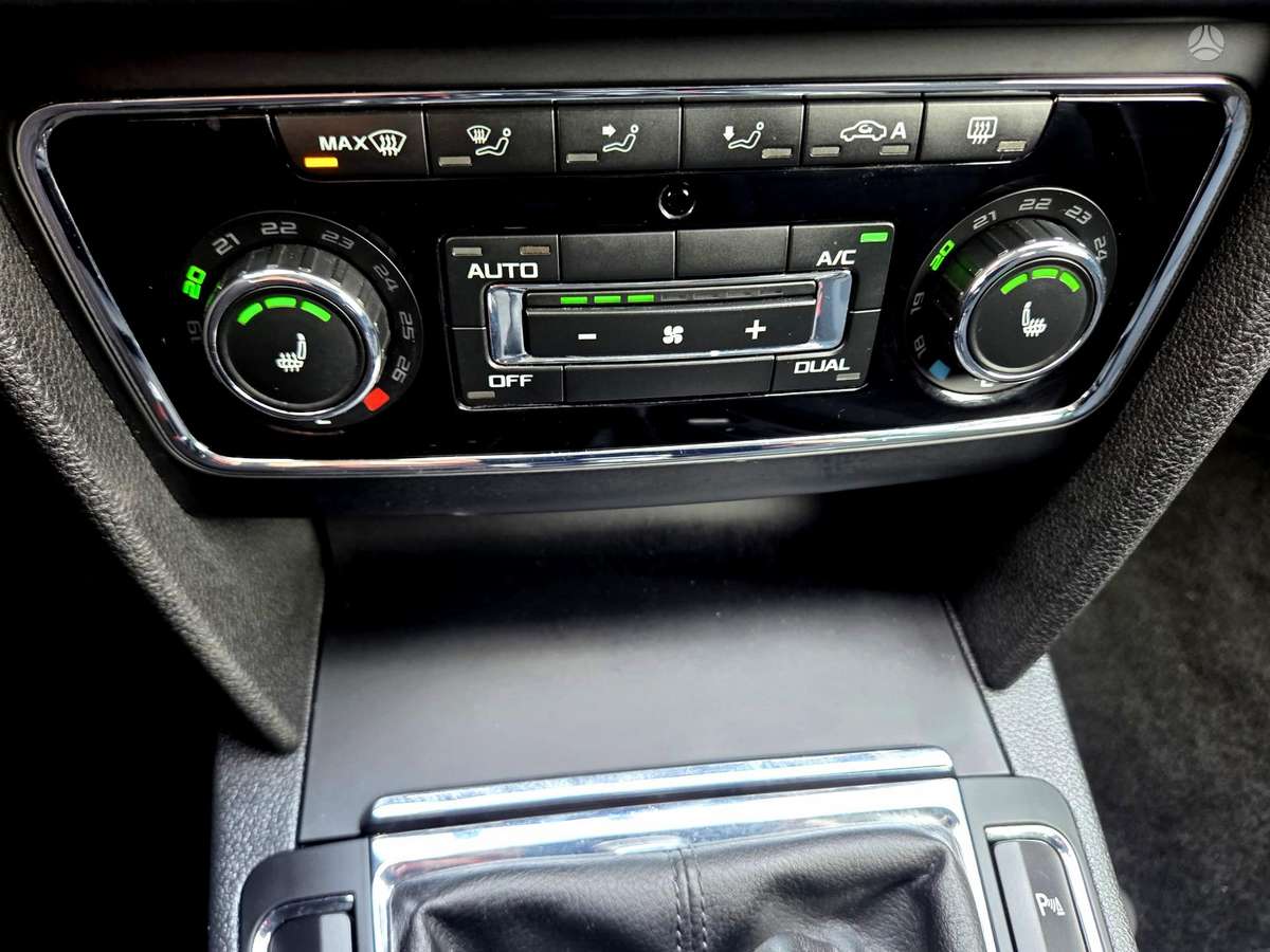 Skoda Superb 2014 — photo 32